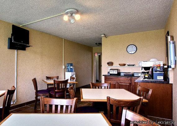 Airport Inn Флинт Ресторан фото
