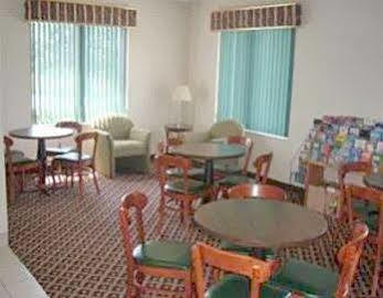 Airport Inn Флинт Экстерьер фото